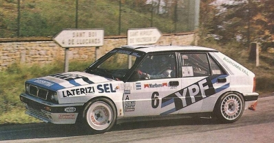 Jorge Recalde - Martin Christie
27º Rallye Catalunya - Costa Brava - Rallye de España 1991. Lancia Delta Integrale 16V (TO 40002P). Clasificado 6º.

Del 10 al 13 de Noviembre, Lloret de Mar, Girona, Catalunya, España.
Superficie: asfalto - tierra.

El Rally tenia un total de 1606.98 km de los que 594.01 km divididos en 35 tramos eran especiales, (2 de ellas fueron canceladas SS4 Sant Hilari - Osor de 13.57 Km y SS29 Riera de Merles de 14.36 Km).

Tomaron la salida 76 equipos, finalizaron 33.@
Palabras clave: Lancia;Delta;Integrale;Catalunya;1991;España;Spain