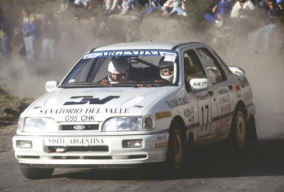 Carlos Menem Jr. - Victor H. Zucchini
27º Rallye Catalunya - Costa Brava - Rallye de España 1991. Ford Sierra Cosworth 4x4 (G95 CHK). clasificado 11º.
Mike Little Preparations

Del 10 al 13 de Noviembre, Lloret de Mar, Girona, Catalunya, España.
Superficie: asfalto - tierra.

El Rally tenia un total de 1606.98 km de los que 594.01 km divididos en 35 tramos eran especiales, (2 de ellas fueron canceladas SS4 Sant Hilari - Osor de 13.57 Km y SS29 Riera de Merles de 14.36 Km).

Tomaron la salida 76 equipos, finalizaron 33.@
Palabras clave: Ford;Sierra;Cosworth;Catalunya;Costa_Brava;1991;España;Spain