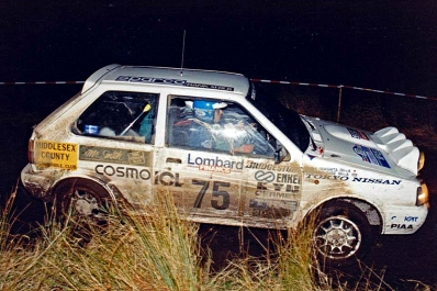 Eichi Iwashita - Richard Wise
47º Lombard RAC Rally 1991. Nissan March Super Turbo. Clasificado 24º.

Del 24 al 28 de Noviembre, Harrogate, Yorkshire, Inglaterra.
Superficie: tierra.

El Rally tenia un total de 2355.31 Km de los que 565,51 Km divididos en 37 tramos eran especiales.

Se inscribieron 160 equipos, tomaron la salida 151, finalizaron 82.@
Palabras clave: Nissan;March;Turbo;Gran_Bretaña;RAC_Rally;Lombard;1991