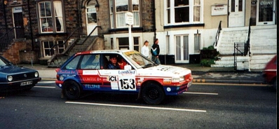 Gary Raybould - Bob Bissell
47º Lombard RAC Rally 1991. MG Maestro. Clasificado 70º.

Del 24 al 28 de Noviembre, Harrogate, Yorkshire, Inglaterra.
Superficie: tierra.

El Rally tenia un total de 2355.31 Km de los que 565,51 Km divididos en 37 tramos eran especiales.

Se inscribieron 160 equipos, tomaron la salida 151, finalizaron 82.@
Palabras clave: MG;Maestro;Gran_Bretaña;RAC_Rally;Lombard;1991