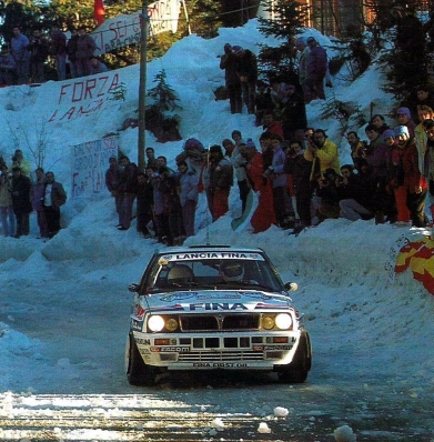 Didier Auriol - Bernard Occelli
59º Rallye Automobile de Monte-Carlo 1991. Lancia Delta Integrale 16V (TO 92333P). Abandonó por motor en SS7 Burzet de 41.41 km.

Del 24 al 30 de Enero, Monte-Carlo.
Superficie: asfalto - nieve.

El Rally tenia un total de 3390.27 km de los que 628.64 km divididos en 27 tramos eran especiales.

Tomaron la salida 167 equipos, finalizaron 75.@
Palabras clave: Didier_Auriol;Lancia;Delta;Integrale;Montecarlo;1991;Nieve