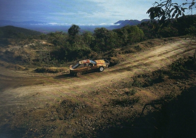 Carlos Sainz Cenamor - Luís Rodríguez Moya
39º Martini Safari Rally Kenya 1991. Toyota Celica GT-4 -ST165- (K-AM 6836). Abandonó por motor en CH62.
Toyota Kenya

Del 27 de Marzo al 1 de Abril, Nairobi, Kenya, África.
Superficie: tierra.

El Rally tenia un total de 4520.76 km con 79 controles horarios.

Tomaron la salida 57 equipos, finalizaron 27.@
Palabras clave: Safari;Toyota;Celica;ST165;1991