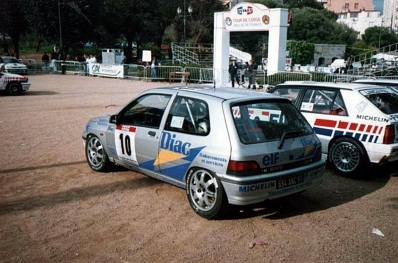 Jean Ragnotti - Gilles Thimonier
35º Tour de Corse - Rallye de France 1991. Renault Clio 16V (694 ANC 91). Abandonó por la transmisión en SS15 Linguizzetta - Favalello de 45.50 km.

Del 28 de Abril al 1 de Mayo, Ajaccio, Córcega, Francia.
Superficie: asfalto.

El Rally tenia un total de 1384.51 km de los que 625.91 km divididos en 27 tramos eran especiales.

Tomaron la salida 101 equipos, finalizaron 43.@
Palabras clave: ;Renault;Clio;Corse;Corcega;1991