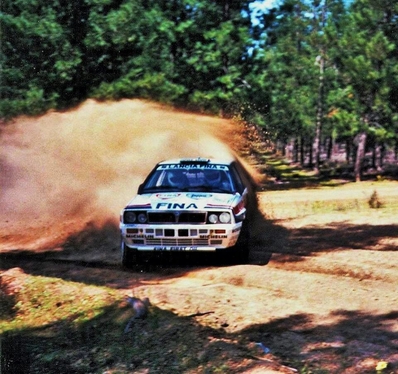 Didier Auriol - Bernard Occelli
4º Commonwealth Bank Rally Australia 1991. Lancia Delta Integrale 16V. Abandonó por motor en SS30 Bunbury Super Special de 2.87 Km.

Del 20 al 24 Septiembre, Perth, Australia.
Superficie: tierra.

El Rally tenia un total de 2,072.12 Km de los que 592.59 Km divididos en 39 tramos eran especiales.

Se inscribieron 59 equipos, tomaron la salida 59, finalizaron 36.@
Palabras clave: Didier_Auriol;Lancia;Delta;Integrale;Australia;1991