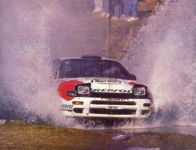 Carlos Sainz - Luis Moya
12º Rally YPF Argentina 1992. Toyota Celica Turbo 4WD -ST185- (K-AM 1694). Clasificado 2º.

Del 22 al 25 de Julio, Tucuman, Argentina.
Superficie: tierra.

El Rally tenia un total de 1818.61 km de los que 458.19 km divididos en 28 tramos eran especiales (5 de ellas fueron canceladas, SS5 San Pablo - San Javier de 23,58 Km, SS13 Yunca Suma - Alpachiri 1 de 29,56 Km, SS21 Singuil - Las Chacritas 2 de 30,50 Km, SS22 Yunca Suma - Alpachiri 2 de 29,56 Km y SS24 Timbo Viejo - El Cadillal 2 de 8,07 Km).

Tomaron la salida 82 equipos, finalizaron 32.
@
Palabras clave: ;Toyota;Celica;ST185;Argentina;1992