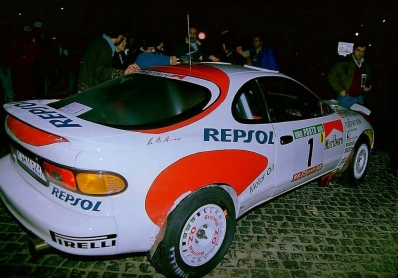 Carlos Sainz Cenamor - Luis Moya
26º Rallye de Portugal - Vinho do Porto 1992. Toyota Celica Turbo 4WD -ST185- (K-AM 8202). Clasificado 3º.

Del 3 al 7 de Marzo, Portugal.
Superficie: tierra.

El Rally tenia un total de 2211.17 km de los que 577.38 km divididos en 40 tramos, eran especiales.

Se inscribieron 114 equipos, tomaron la salida 100, finalizaron 31.@
Palabras clave: ;Toyota;Celica;ST185;1992;Portugal