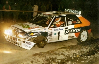 Carlos Sainz Cenamor - Lui­s Moya
61º Rallye Automobile de Monte-Carlo 1993. Lancia Delta HF Integrale (TO 73022T). Clasificado 14º.
Jolly Club

Del 21 al 27 de Enero, Monaco.
Superficie: asfalto - nieve.

El Rally tenia un total de 3086.00 km de los que 593.62 km divididos en 22 tramos, eran especiales.

Se inscribieron 182 equipos, tomaron la salida 167, finalizaron 86.@
Palabras clave: Integrale;Lancia;Delta;Montecarlo;1993