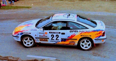 Erwin Doctor - Theo Badenberg
29º Rallye Catalunya - Costa Brava - Rallye de España 1993. Opel Calibra Turbo 4x4 (A17 MSD). Abandonó por la bomba de aceite en SS23 Tossa 2 de 18.70 Km.

Del 1 al 4 de Noviembre, Lloret de Mar, Girona, Catalunya, España.
Superficie: asfalto.

El Rally tenia un total de 1750.85 km de los que 513.60 km divididos en 29 tramos eran especiales.

Se inscribieron 100 equipos, tomaron la salida 95, finalizaron 39.@
Palabras clave: Opel;Calibra;Turbo;Catalunya;Costa_Brava;1993;Spain;España