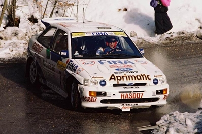 François Delecour - Cathy François
63º Rallye Automobile de Monte-Carlo 1995. Ford Escort RS Cosworth (M511 WJN). Clasificado 2º.

Del 21 al 26 de Enero, Monte-Carlo.
Superficie: asfalto - nieve.

El Rally tenia un total de 2607.00 km de los que 546.80 km divididos en 21 tramos eran especiales.

Se inscribieron 207 equipos, tomaron la salida 204, finalizaron 83.@
Palabras clave: ;Ford;Escort;Cosworth;Montecarlo;1995