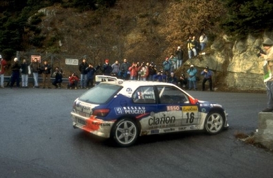 Gilles Panizzi - Hervé Panizzi
66º Rallye Automobile de Monte-Carlo 1998. Peugeot 306 Maxi. Clasificado 9º.

Del 19 al 21 de Enero, Monte-Carlo.
Superficie: asfalto - nieve.

El Rally tenia un total de 1454.53 km de los que 359.19 km divididos en 18 tramos eran especiales.

Tomaron la salida 106 equipos, finalizaron 60.@
Palabras clave: Peugeot;Montecarlo;1998