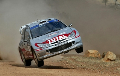 Marcus Grönholm - Timo Rautiainen
15º Telstra Rally Australia 2002. Peugeot 206 WRC (286 NNN 75). Clasificado 1º.
Peugeot Total

Del 1 de Octubre al 3 de Noviembre, Perth.
Superficie: tierra.

El Rally tenia un total de 1571.98 km de los que 388.64 km divididos en 24 tramos eran especiales.

Se inscribieron 75 equipos, tomaron la salida 69, finalizaron 36.@
Palabras clave: Peugeot;WRC;Australia;2002;