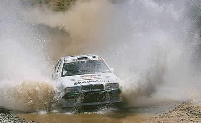 Kenneth Eriksson - Christina (Tina) Thörner
15º Telstra Rally Australia 2002. Skoda Octavia WRC Evo3 (MBO 90-41). Clasificado 8º.
Skoda Motorsport

Del 1 de Octubre al 3 de Noviembre, Perth.
Superficie: tierra.

El Rally tenia un total de 1571.98 km de los que 388.64 km divididos en 24 tramos eran especiales.

Se inscribieron 75 equipos, tomaron la salida 69, finalizaron 36.@
Palabras clave: Skoda;Octavia;WRC;2002;Australia