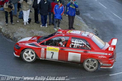 François Delecour - Daniel Grataloup
70º Rallye Automobile de Monte-Carlo 2002. Mitsubishi Lancer WRC (KP51 RWO). Clasificado 9º.
Marlboro Mitsubishi Ralliart

Del 18 al 20 de Enero, Monaco.
Superficie: asfalto - nieve.

El Rally tenia un total de 1424.55 km km de los que 396.78 km divididos en 15 tramos eran especiales, (una de ellas fue cancelada SS2 Sisteron - Thoard 1 de 36.73 Km).

Se inscribieron 55 equipos, tomaron la salida 54, finalizaron 26.@
Palabras clave: Mitsubishi;Lancer;Montecarlo;2002