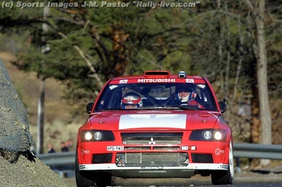 François Delecour - Daniel Grataloup
70º Rallye Automobile de Monte-Carlo 2002. Mitsubishi Lancer WRC (KP51 RWO). Clasificado 9º.
Marlboro Mitsubishi Ralliart

Del 18 al 20 de Enero, Monaco.
Superficie: asfalto - nieve.

El Rally tenia un total de 1424.55 km km de los que 396.78 km divididos en 15 tramos eran especiales, (una de ellas fue cancelada SS2 Sisteron - Thoard 1 de 36.73 Km).

Se inscribieron 55 equipos, tomaron la salida 54, finalizaron 26.@
Palabras clave: Mitsubishi;Lancer;Montecarlo;2002