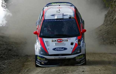 Colin McRae - Derek Ringer
15º Telstra Rally Australia 2002. Ford Focus RS WRC '02 (EX02 OBE). Abandonó por la suspensión del coche en SS14 Muresk 1 de 6.81 Km.
Ford Motor Co. Ltd.

Del 1 de Octubre al 3 de Noviembre, Perth.
Superficie: tierra.

El Rally tenia un total de 1571.98 km de los que 388.64 km divididos en 24 tramos eran especiales.

Se inscribieron 75 equipos, tomaron la salida 69, finalizaron 36.@
Palabras clave: Ford;Focus;WRC;Australia;2002