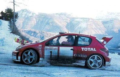 Marcus Grönholm - Timo Rautiainen
71º Rallye Automobile de Monte-Carlo 2003. Peugeot 206 WRC (206 NLL 75). Clasificado 13º.

Del 24 al 26 de Enero, Monaco.
Superficie: asfalto - nieve.

El Rally tenia un total de 1357.92 km de los que 415.02 km divididos en 14 tramos eran especiales.

Tomaron la salida 50 equipos, finalizaron 29.@
Palabras clave: Peugeot;WRC;Montecarlo;2003;nieve