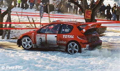 Gilles Panizzi - Hervé Panizzi
71º Rallye Automobile de Monte-Carlo 2003. Peugeot 206 WRC (206 NDQ 75). Abandonó por indisposición del piloto después de SS9 Les 4 Chemins - Sigale 2 de 32.11 km.

Del 24 al 26 de Enero, Monaco.
Superficie: asfalto - nieve.

El Rally tenia un total de 1357.92 km de los que 415.02 km divididos en 14 tramos eran especiales.

Tomaron la salida 50 equipos, finalizaron 29.

© Petr Fitz
@@
Palabras clave: Peugeot;WRC;Montecarlo;2003;nieve