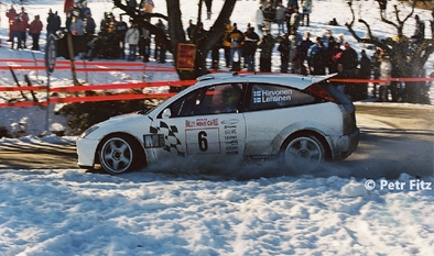 Mikko Hirvonen - Jarmo Lehtinen
71º Rallye Automobile de Monte-Carlo 2003. Ford Focus WRC '02 (EK51 HXZ). Abandonó por accidente en SS9 Les 4 Chemins - Sigale 2 de 32.11 km.

Del 24 al 26 de Enero, Monaco.
Superficie: asfalto - nieve.

El Rally tenia un total de 1357.92 km de los que 415.02 km divididos en 14 tramos eran especiales.

Tomaron la salida 50 equipos, finalizaron 29.

© Petr Fitz
@@
Palabras clave: Ford;Focus;WRC;Montecarlo;2003;Nieve