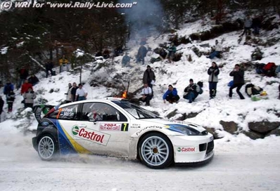Markko Martin - Michael Park
72º Rallye Automobile de Monte-Carlo 2004. Ford Focus RS WRC 03 (EK52 NWN). Clasificado 2º.

Del 23 al 25 de Enero, Monaco.
Superficie: asfalto.

El Rally tenia un total de 1,331.92 Km de los que 389.12 Km divididos en 15 tramos, eran especiales (2 de ellos fueron cancelados SS1 Selonnet - Breziers 1 de 22.64 Km y SS10 Tourette du Chateau - St Antonin 2 de 24.80 Km. Uno de ellos se dio con tiempo de tramo teórico a todos los equipos, SS8 Tourette du Chateau - St Antonin 1 de 24.80 Km).

Se inscribieron 45 equipos, tomaron la salida 43, finalizaron 20.@
Palabras clave: Markko_Martin;Ford;Focus;WRC;Montecarlo;2004;nieve