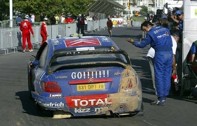Sebastien Loeb - Daniel Elena
53º BP Ultimate Acropolis Rally of Greece 2006. Citröen Xsara WRC (831 DPT 78). Clasificado 2º.
Kronos Racing.

Del 2 al 4 de Junio, Athens.
Superficie: tierra.

El Rally constabade 3 etapas con un tenia un total de 1279.29 km de los que 355.62 km divididos en 18 tramos eran cronometrados.

Se inscribieron 91 equipos, tomaron la salida 84, finalizaron 69.@
Palabras clave: Citroen;Xsara;WRC;Acropolis;Atenas;Grecia;2006;crash