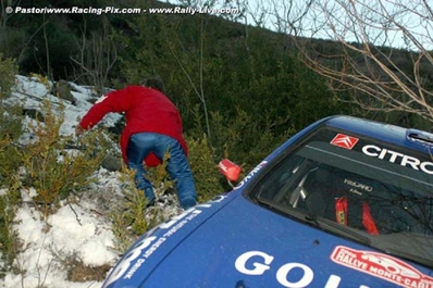 Sébastien Loeb - Daniel Elena
74º Rallye Automobile de Monte-Carlo 2006. Citröen Xsara WRC (831 DPT 78). Clasificado 2º.

Del 20 al 22 de Enero, Monaco.
Superficie: asfalto - nieve.

El Rally tenia un total de 1294.89 Km de los que 366.39 km divididos en 18 tramos eran especiales, (2 de ellas fueron canceladas SS3 Pierlas - Ilonse 1 de 23.22 Km y SS11 La Tour sur Tinee - Utelle 2 de 18.73 Km).

Se inscribieron 53 equipos, tomaron la salida 51, finalizaron 43.@
Palabras clave: Sebastien_Loeb;Citroen;Xsara;WRC;Montecarlo;2006;crash
