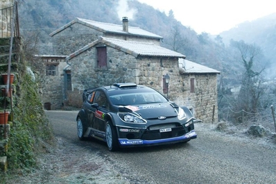 Ott Tänak - Kuldar Sikk
80º Rallye Automobile de Monte-Carlo 2012. Ford Fiesta RS WRC (PX11 AMV). Clasificado 8º.

Del 17 al 22 de Enero, Valence - Monaco.
Superficie: asfalto - nieve.

El Rally teni­a un total de 1772.52 km de los que 433.36 Km divididos en 18 tramos eran especiales.

Se inscribieron 82 equipos, tomaron la salida 73, finalizaron 45.@
Palabras clave: Ford;Fiesta;WRC;Montecarlo;2012