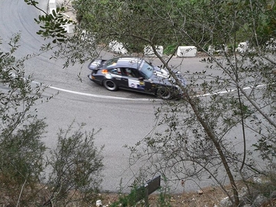 Jose Luis Alonso Girona - Javier Macia Perez
9º Rallye Ciutat de Gandà­a 2014. Porsche 911 SC
Competia en Campeonato de Regularidad Sport
El Rally tenia un total de 347,71 Km  de los que 246,35 Km eran 7 especiales
Tomaron la salida 28 participantes y finalizaron 19
Palabras clave: Porsche;Gandia
