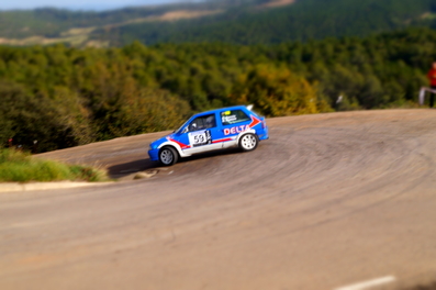 Sergio Garci­a - David Ramon
54º Rallye 2000 Viratges 2014. Citröen AX.

El Rally tenia 88.26 Km cronometrados divididos en 10 tramos.
Tomaron la salida 99 equipos, 60 de ellos para el Campeonato de Catalunya Velocidad, 27 Regularidad y 12 de ECOseries.

Foto en A1 Taurons.
Palabras clave: 2000_Viratges;Manresa;Biela_Club_Manresa;2014