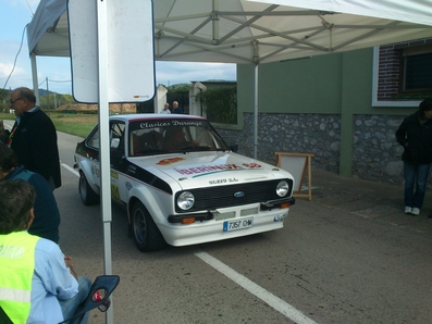 Gorka Gorroño - Mikel Oleaga
60º Rally Costa Brava 2012. Ford Escort RS2000.
Control horario Stop llegadas en el tramo de Les Serres de 12,67Km.
Campeonato España de Rallys de Regularidad para Vehà­culos Històricos /Copa de Catalunya de Regularidad Sport
Palabras clave: Ford;Escort;Costa_Brava;2012