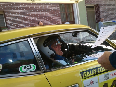 60º Rally Costa Brava 2012
Porsche 911.
Control horario Stop llegadas en el tramo de Les Serres de 12,67Km.
Campeonato España de Rallys de Regularidad para Vehà­culos Històricos /Copa de Catalunya de Regularidad Sport

Palabras clave: Porsche;Costa_Brava;2012